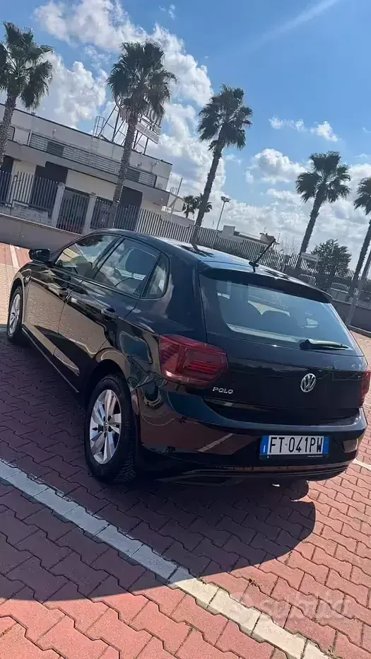 Usata VW Polo Comfortline 80 CV (58 kW) 2019 Nero Utilitaria