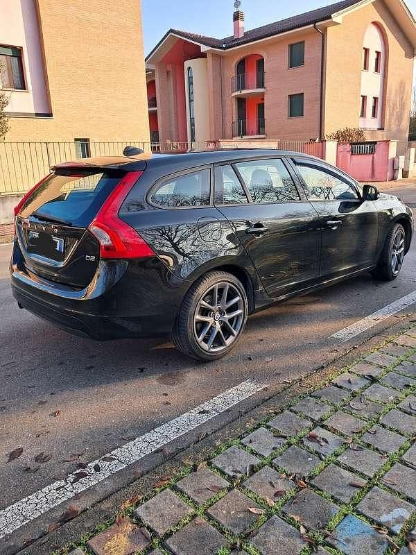 Usata Volvo V60 120 CV (88 kW) 2015 Station wagon