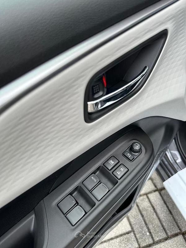 Nuova Suzuki Swift 83 CV (61 kW) 2026 Gray Berlina