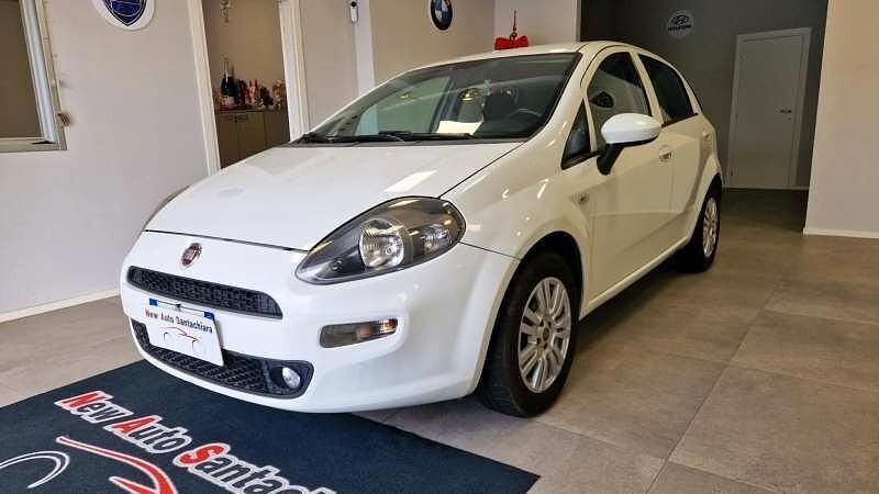 Bianco Usata 2015 Fiat Punto Lounge Tre volumi | 4990 € (Ottimo prezzo) - Immagine 1/4