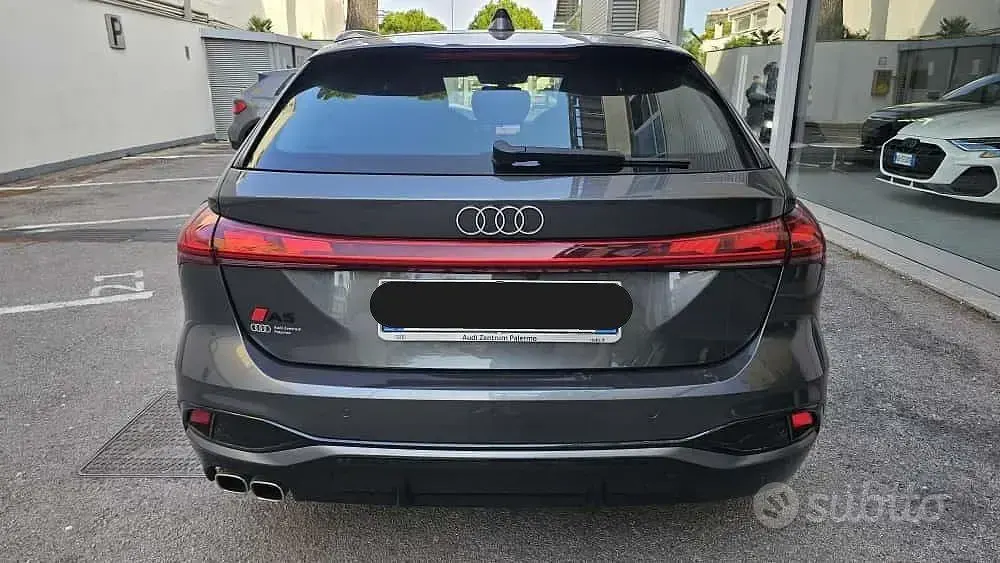 Usata Audi A5 Ambiente 204 CV (150 kW) 2024 Grigio Station wagon