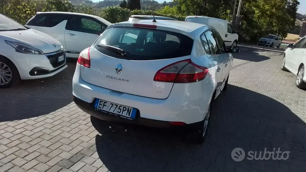 Usata Renault Mégane 110 CV (80 kW) 2010 Bianco Berlina