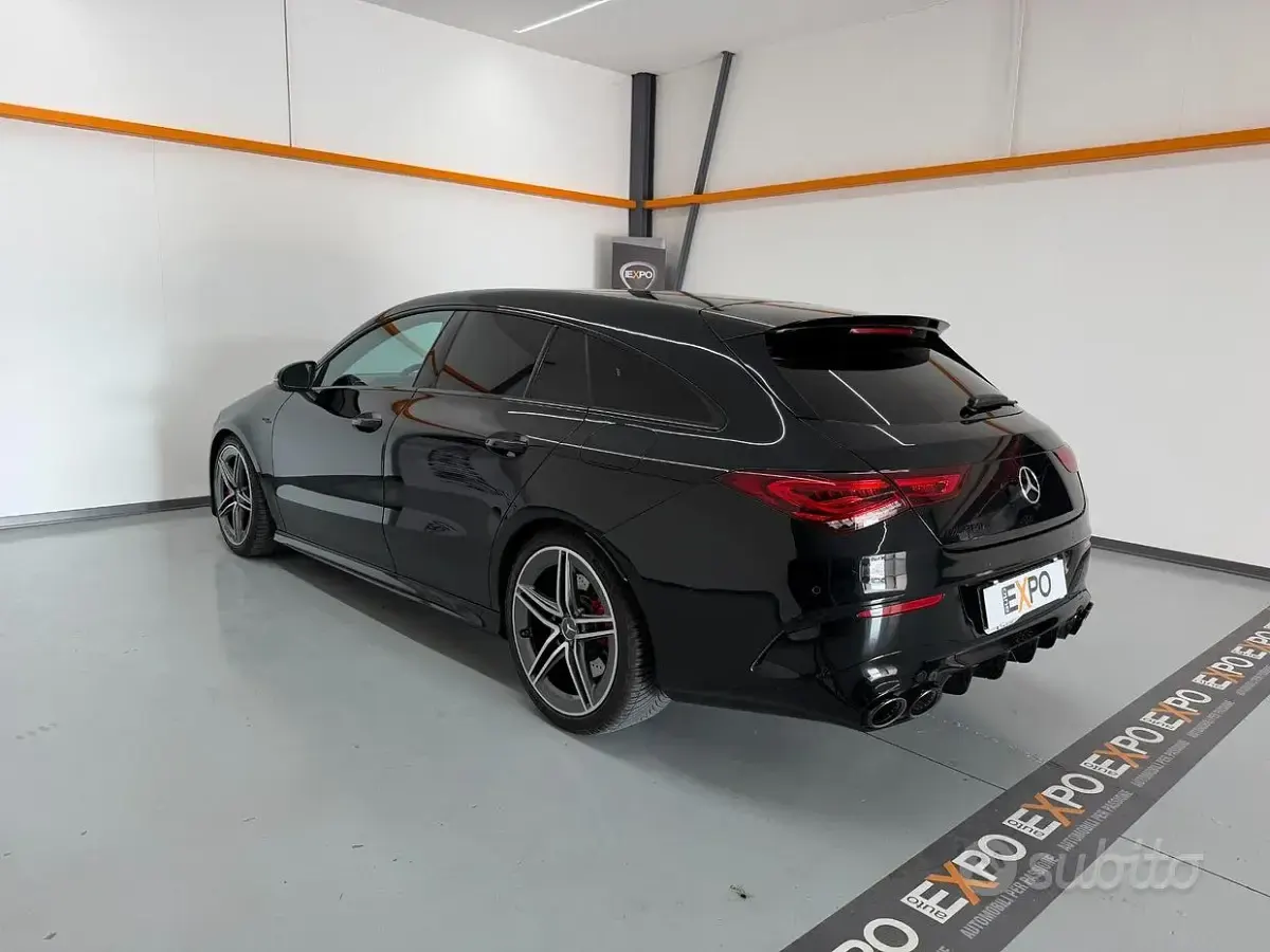 Usata Mercedes CLA45 AMG Shooting Brake AMG 421 CV (309 kW) 2023 Nero Station wagon