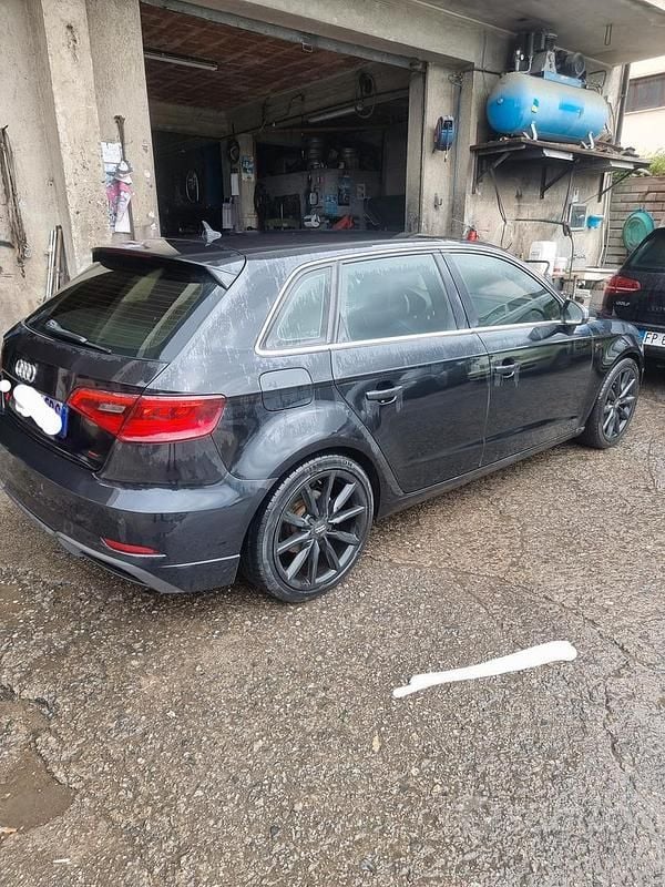 Usata Audi A3 S-Line 150 CV (110 kW) 2015 Nero Station wagon