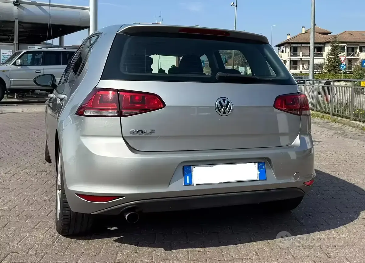Usata VW Golf VII 110 CV (80 kW) 2013 Grigio Berlina