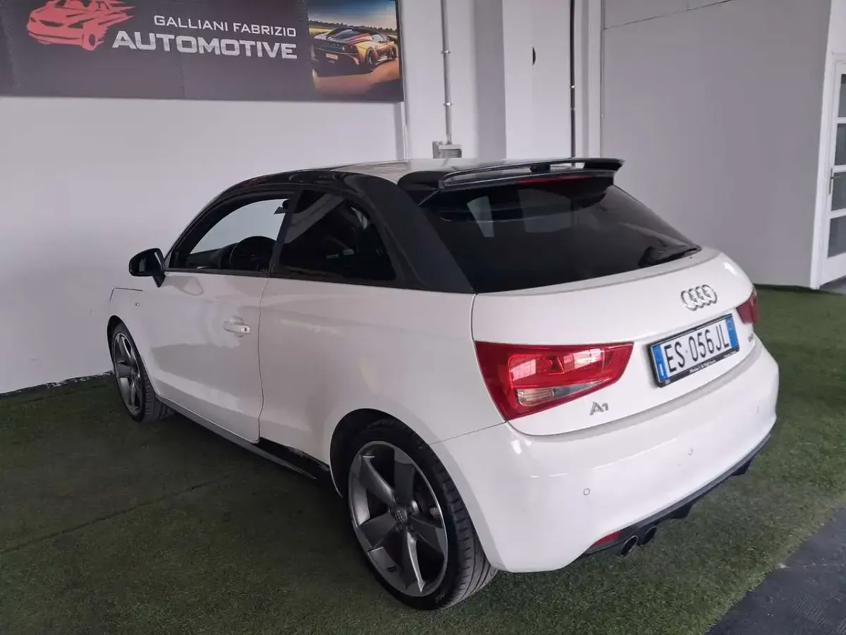 Usata Audi A1 Ambition 185 CV (136 kW) 2012 Bianco Utilitaria