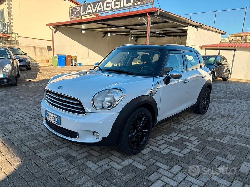 Usata Mini Cooper Countryman 111 CV (81 kW) 2012 Bianco SUV