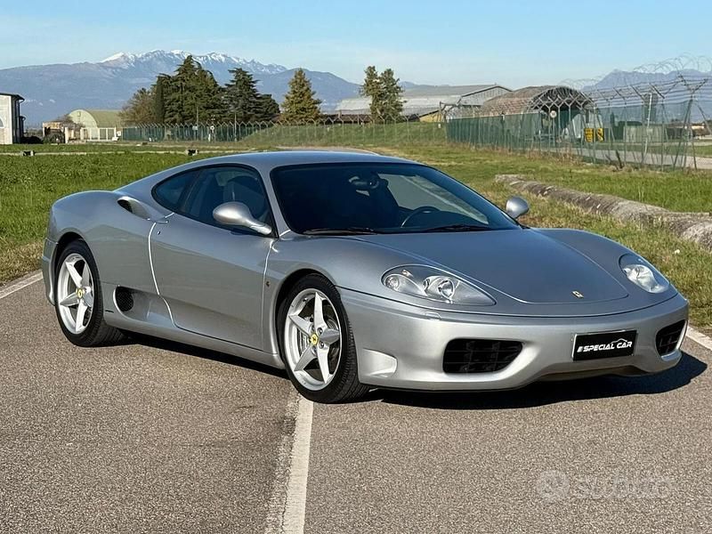 Usata Ferrari 360 400 CV (294 kW) 2003 Grigio Coupé