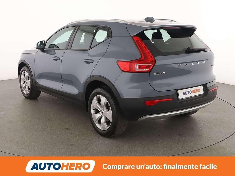 Usata Volvo XC40 Momentum 163 CV (119 kW) 2021 Grigio SUV
