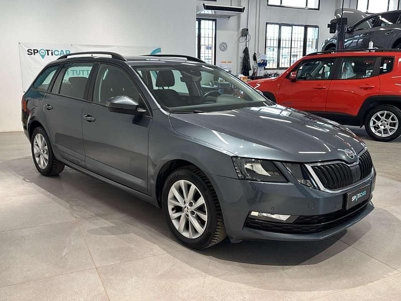 Usata Skoda Octavia G-TEC 131 CV (96 kW) 2020 Grigio Station wagon
