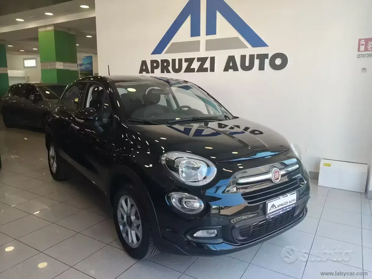 Usado Fiat 500X Pop Star 95 CV (69 kW) 2017 Negro SUV