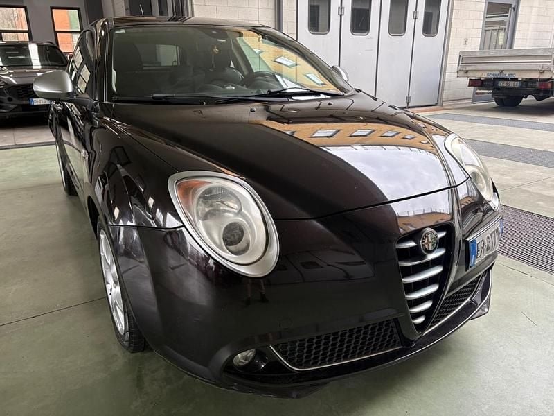 Usata Alfa Romeo MiTo Distinctive 95 CV (69 kW) 2012 Nero Utilitaria