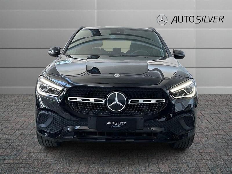 Usata Mercedes GLA200 150 CV (110 kW) 2023 Nero SUV