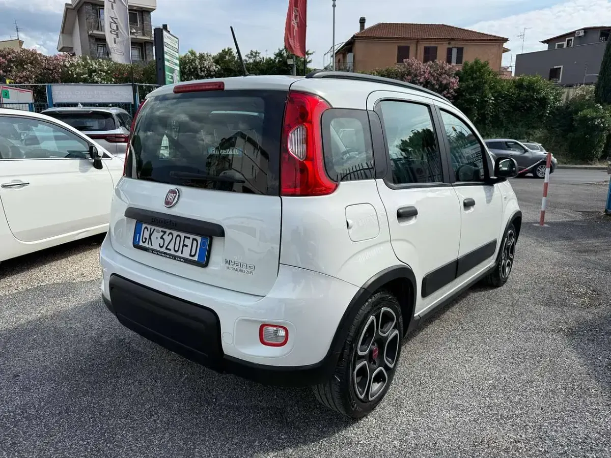 Usata Fiat Panda Cross 69 CV (50 kW) 2022 Bianco Utilitaria