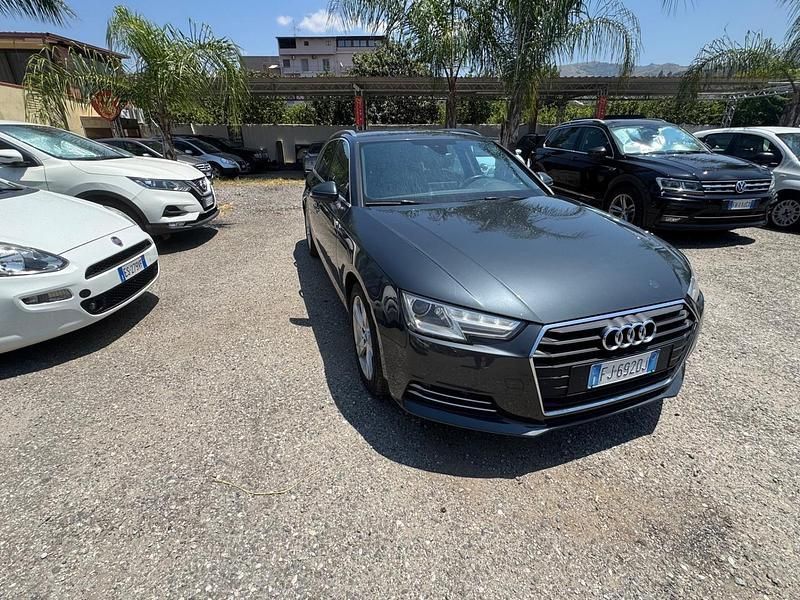 Usata Audi A6 Business 190 CV (139 kW) 2016 Nero Station wagon
