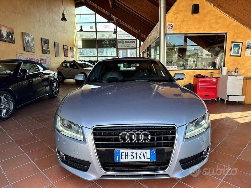 Usata Audi A5 Advanced 143 CV (105 kW) 2011 Grigio Coupé