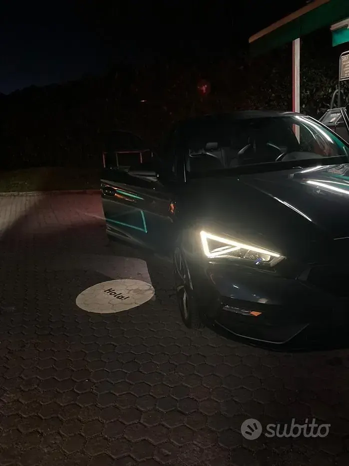 Usata Seat Leon FR 150 CV (110 kW) 2020 Grigio Berlina