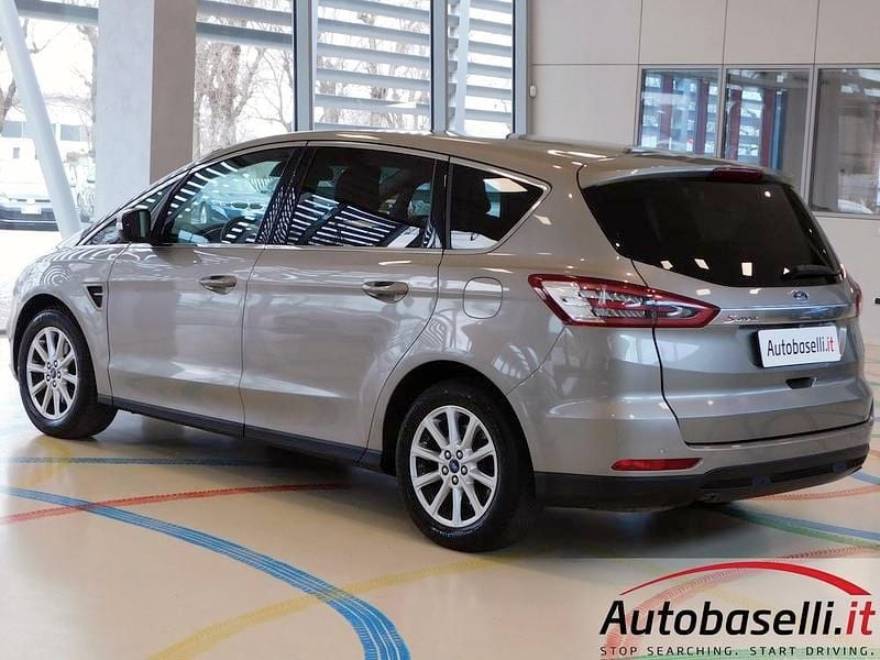 Usata Ford S-MAX Titanium 150 CV (110 kW) 2016 Champagne Monovolume