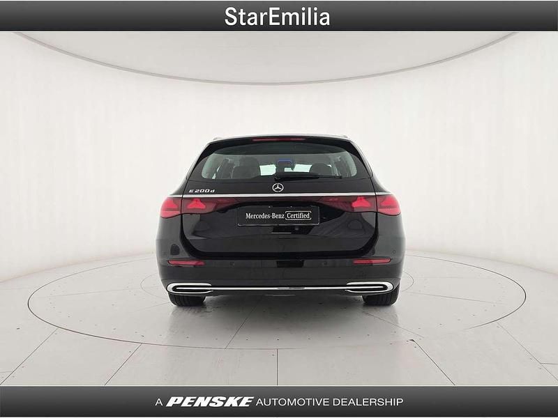 Usata Mercedes E200 Advanced 204 CV (150 kW) 2025 Nero Station wagon