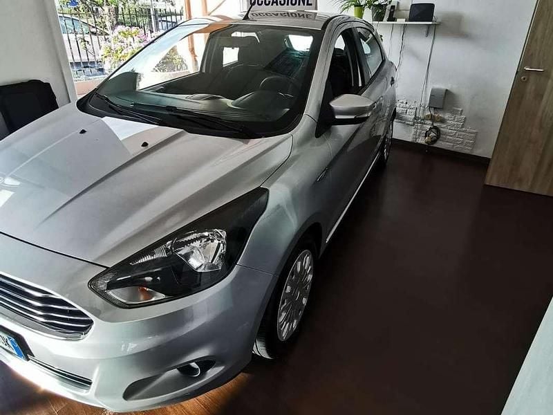 Usata Ford Ka 71 CV (52 kW) 2017 Argento Berlina