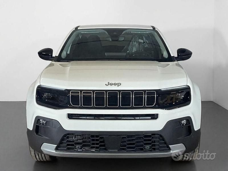 Usata Jeep Avenger Summit 101 CV (74 kW) 2024 Bianco SUV
