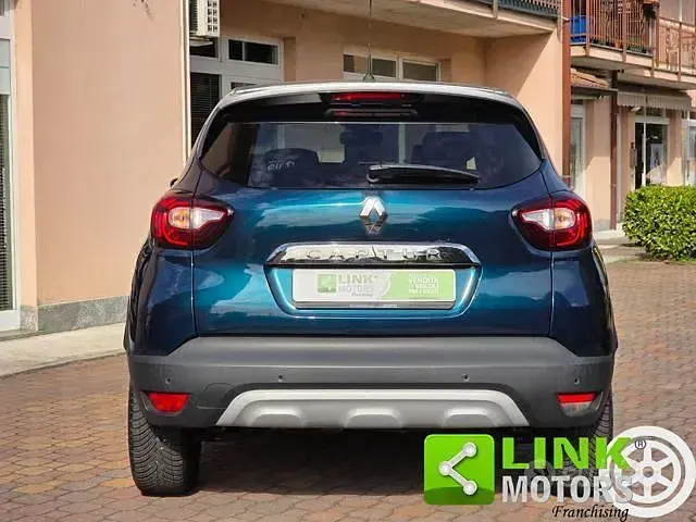 Usata Renault Captur 90 CV (66 kW) 2019 Blu SUV