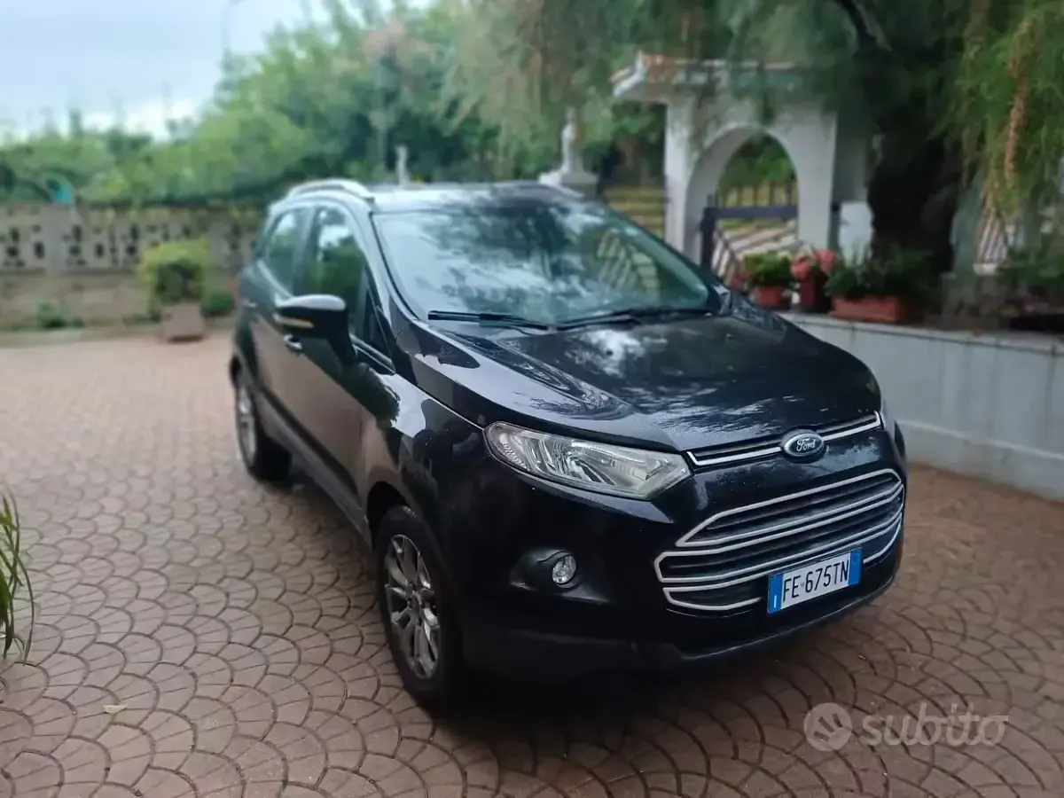 Usata Ford Ecosport 95 CV (69 kW) 2016 Nero SUV