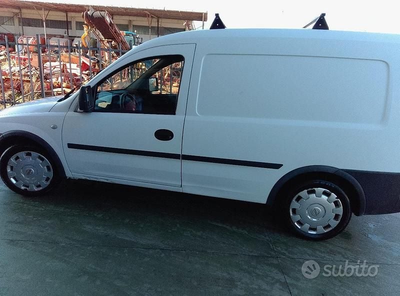 Usata Opel Combo 2010 Monovolume