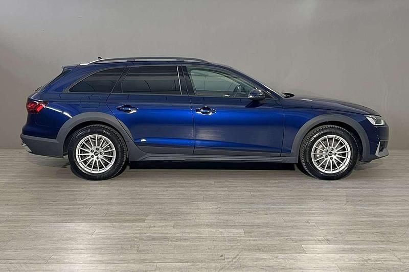 Usata Audi A4 Allroad Business 204 CV (150 kW) 2022 Blu met Station wagon