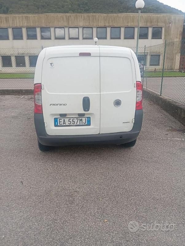 Usata Fiat Fiorino 75 CV (55 kW) 2008 Bianco Monovolume