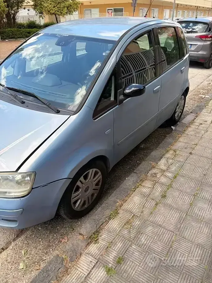 Usata Fiat Idea 69 CV (50 kW) 2006 Monovolume