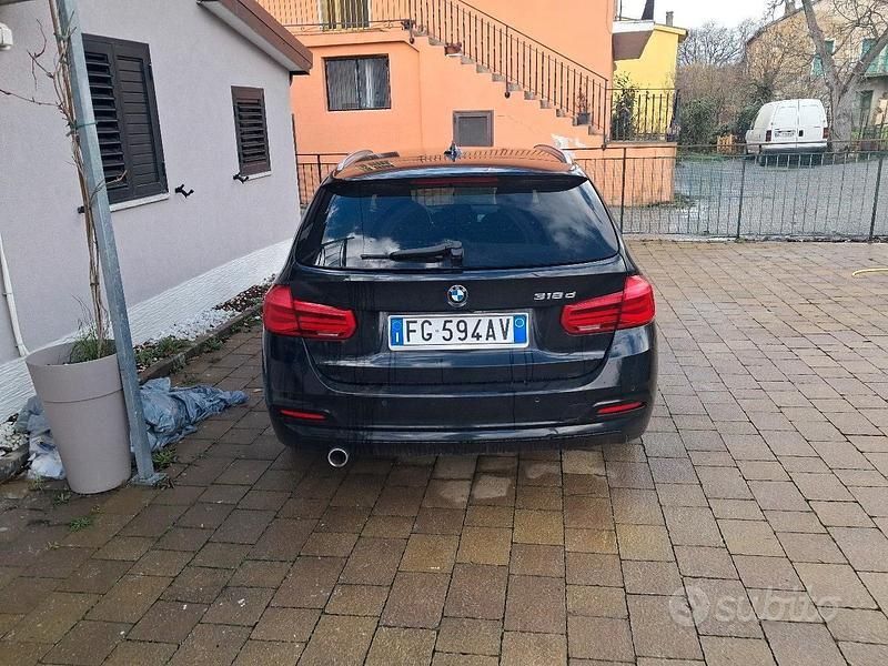 Usata BMW 318 2016 Nero Station wagon