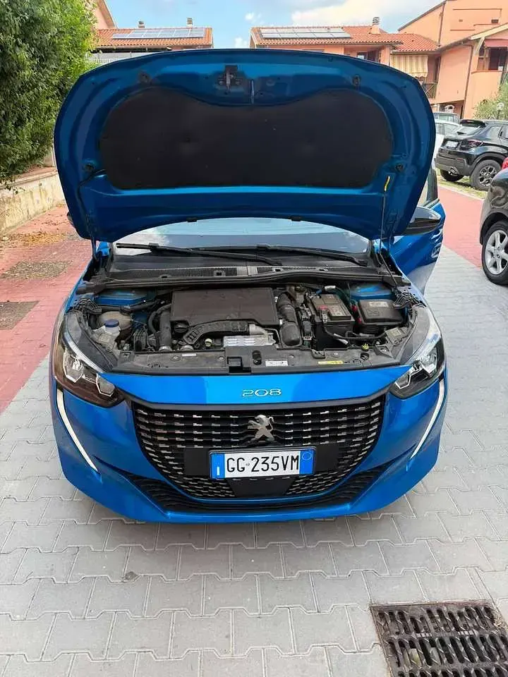 Usata Peugeot 208 GT 101 CV (74 kW) 2022 Blu/azzurro Utilitaria