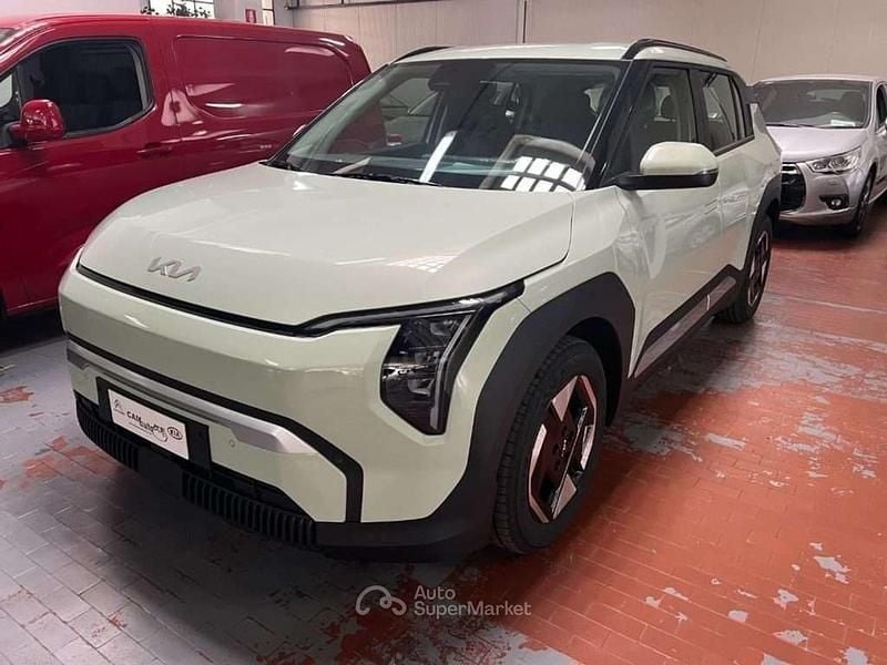 Nuova Kia EV3 Air 50 kW (68 CV) 2025 Rosso SUV
