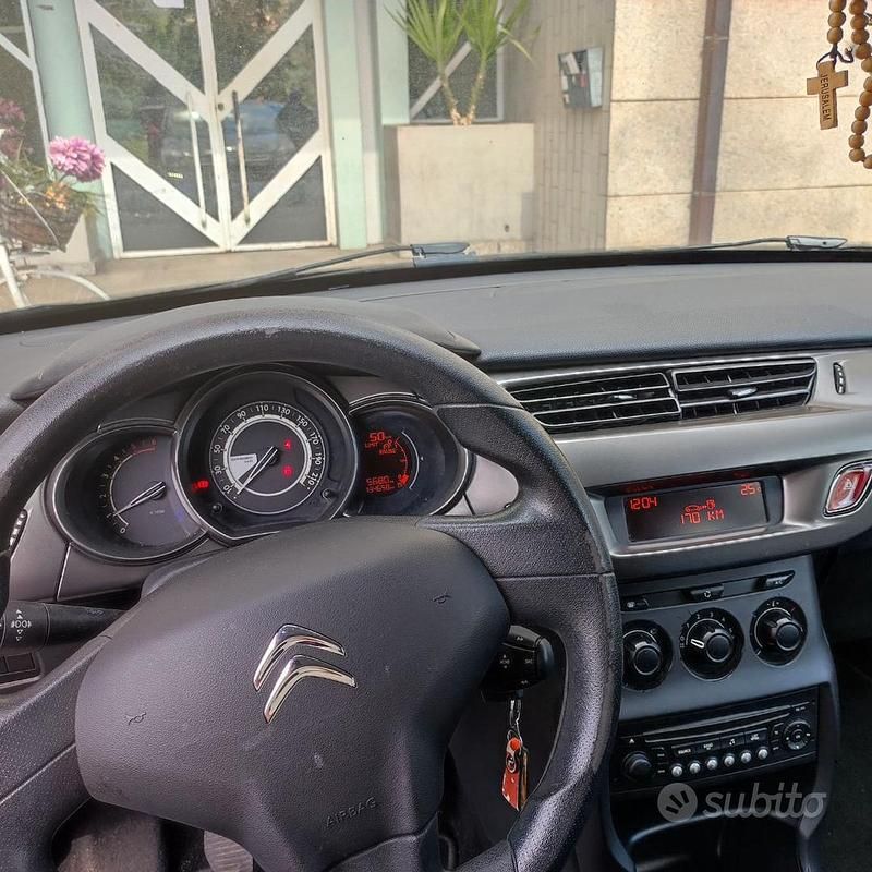 Usata Citroën C3 Exclusive 68 CV (50 kW) 2014 Grigio Berlina