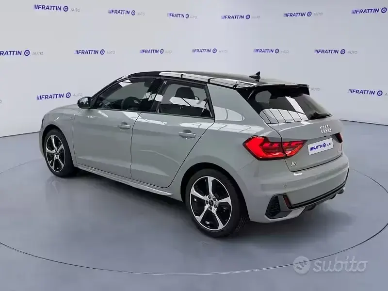 Nuova Audi A1 S-Line 116 CV (85 kW) 2026 Grigio SUV