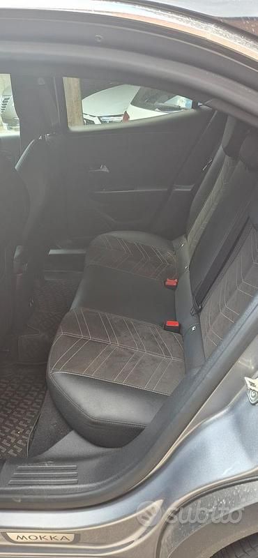 Usata Opel Mokka Ultimate 110 CV (80 kW) 2022 Grigio SUV