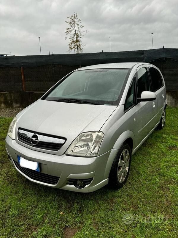 Usata Opel Meriva Enjoy 105 CV (77 kW) 2007 Marrone Monovolume