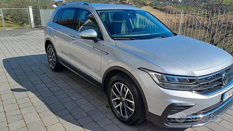 Usata VW Tiguan 150 CV (110 kW) 2021 Grigio SUV