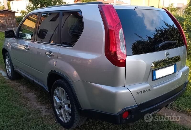 Usata Nissan X-Trail 150 CV (110 kW) 2013 Grigio SUV