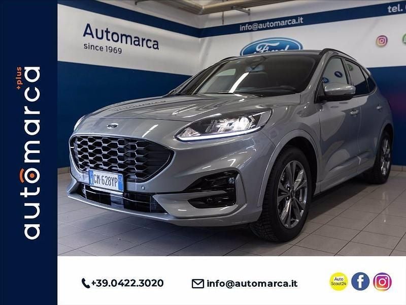 Usata Ford Kuga ST-Line 190 CV (139 kW) 2023 Grigio metallizzato SUV