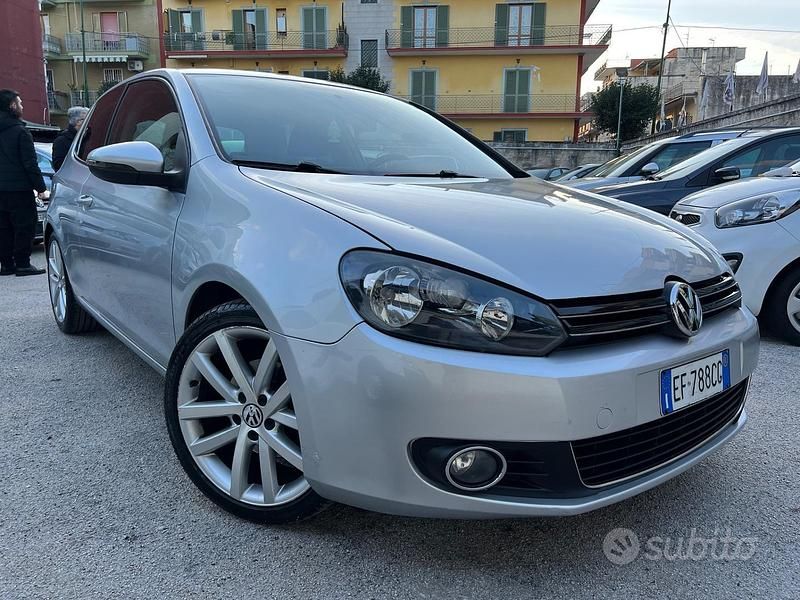 Usata VW Golf VI Highline 122 CV (89 kW) 2011 Grigio Utilitaria