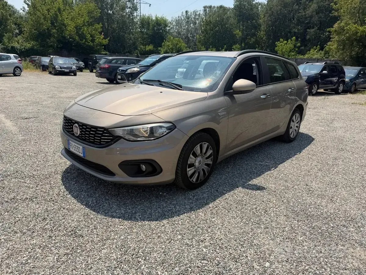Usata Fiat Tipo Lounge 120 CV (88 kW) 2017 Station wagon