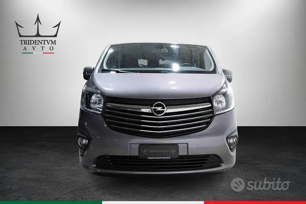 Usata Opel Vivaro S 120 CV (88 kW) 2019 Grigio Monovolume