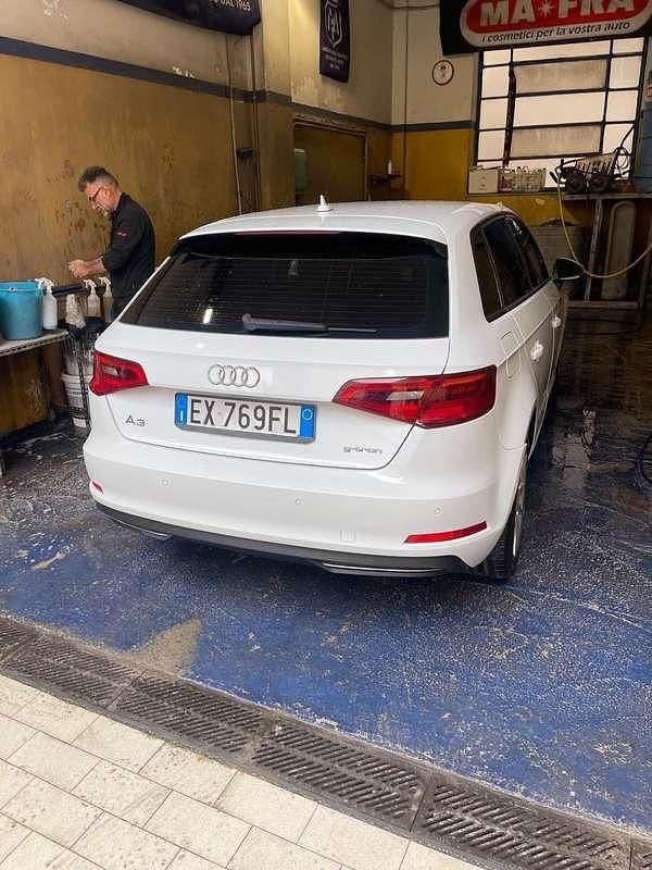 Usata Audi A3 Attraction 110 CV (80 kW) 2014 Berlina