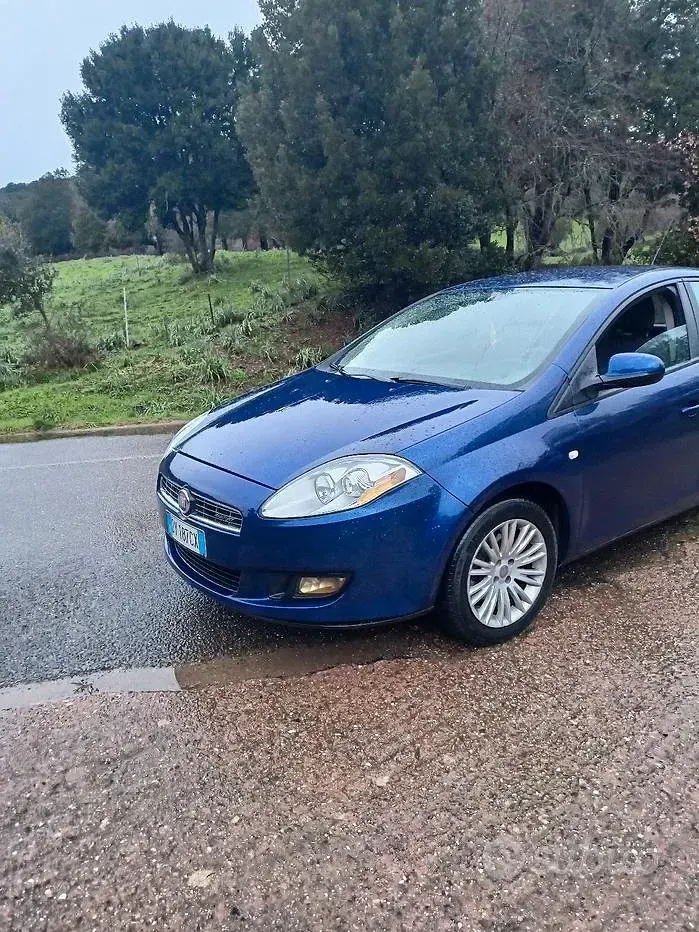 Usata Fiat Bravo 120 CV (88 kW) 2009 Blu Utilitaria