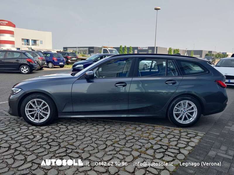 Usata BMW 320 Advantage 190 CV (139 kW) 2020 Grigio Station wagon