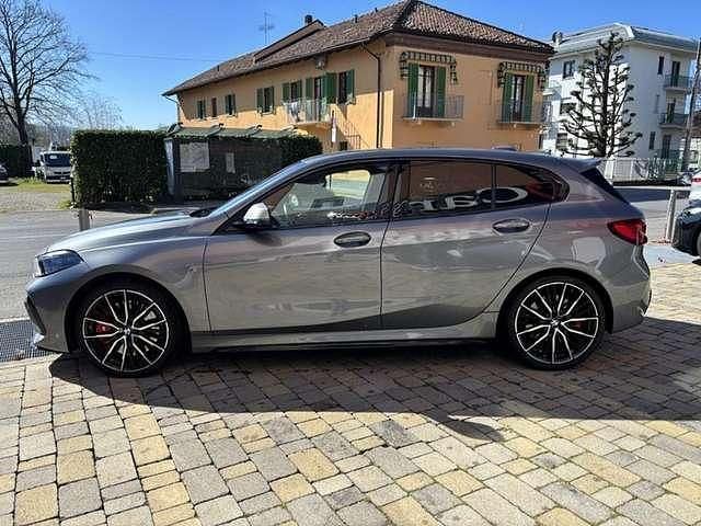 Usata BMW M135 Efficient Dynamics 306 CV (225 kW) 2023 Grigio Utilitaria