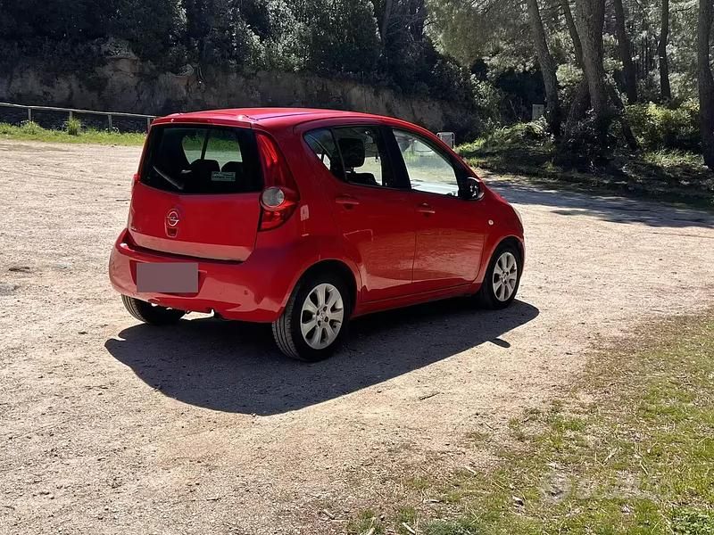 Usata Opel Agila 86 CV (63 kW) 2008 Rosso Utilitaria