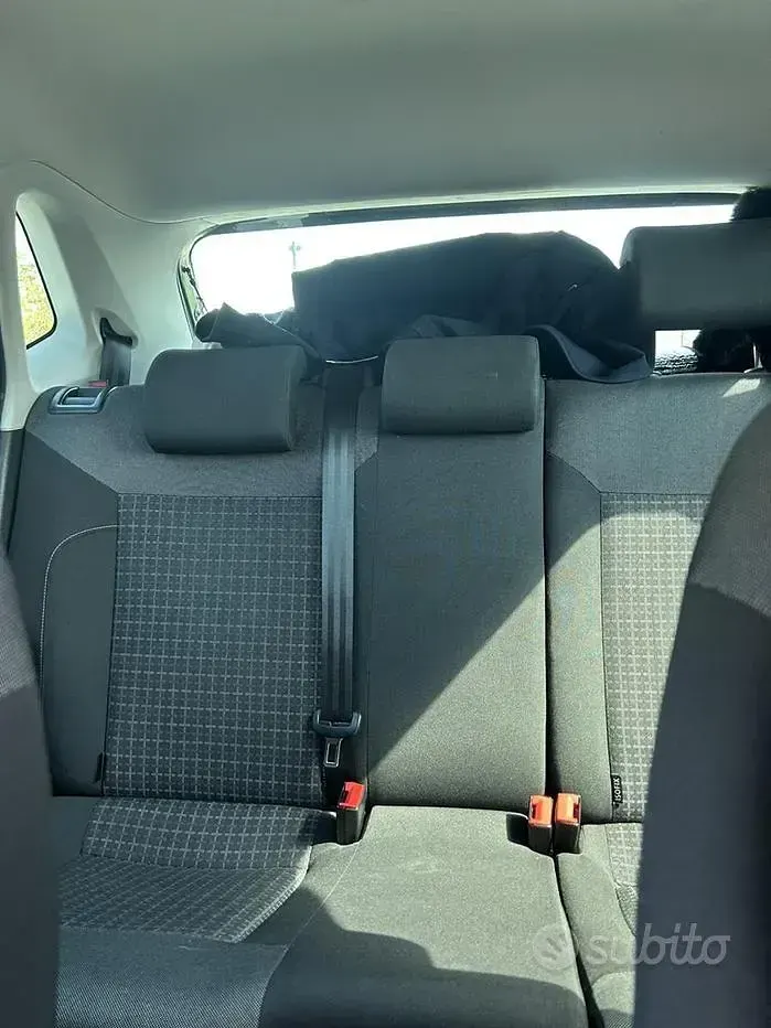 Usata VW Polo 75 CV (55 kW) 2015 Grigio Utilitaria